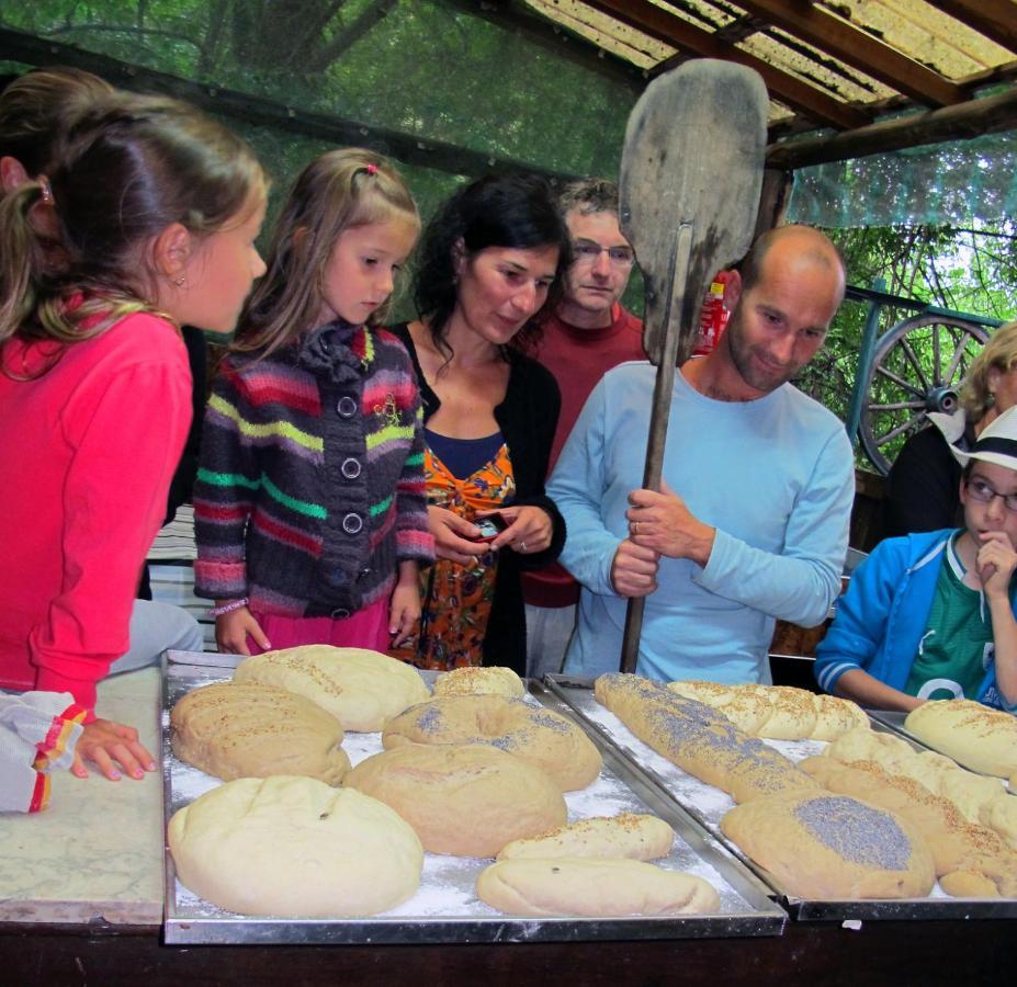 Camping Le P'Tit Bonheur Escaro Екстериор снимка