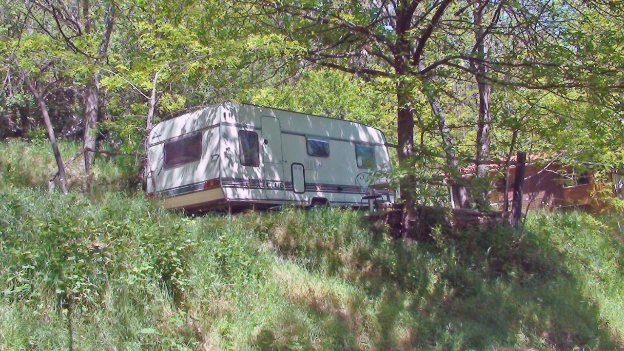 Camping Le P'Tit Bonheur Escaro Екстериор снимка